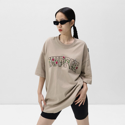 Buding Studio Heavy Embroidery Short-sleeved Oversized